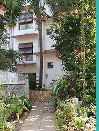 The Indian Kitchen Hotel Калангуте Екстериор снимка